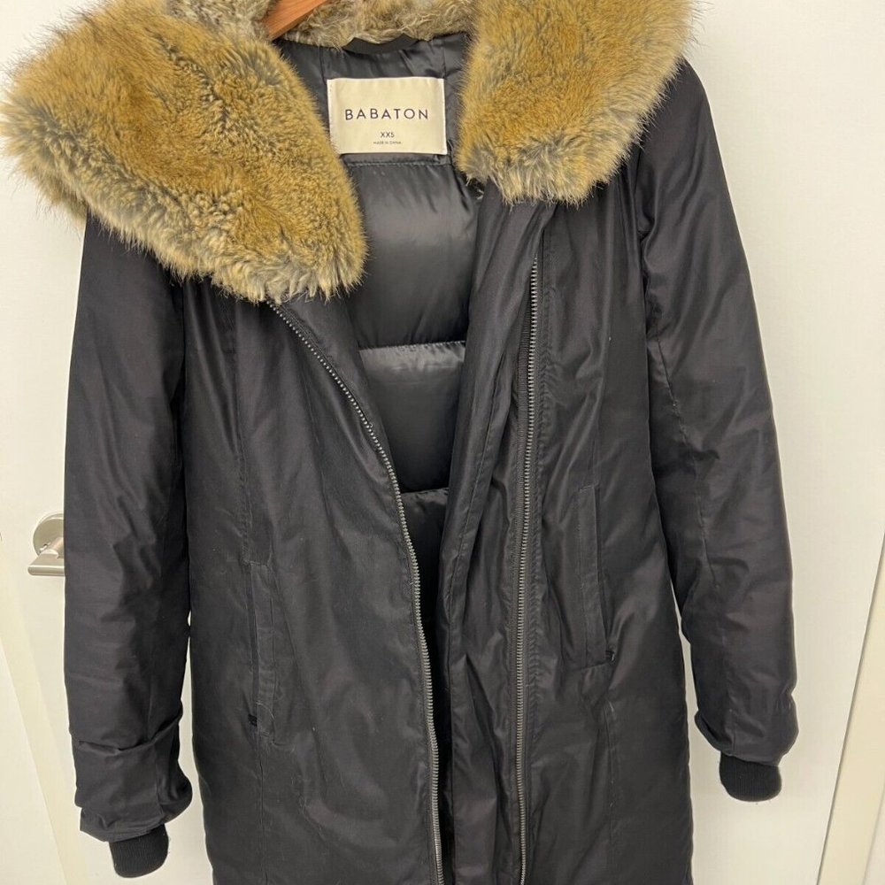 Aritzia Babaton St. Moritz Parka, Black, Size XXS